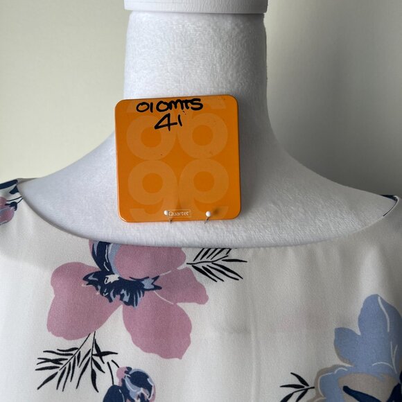 🌼Ann Taylor Floral Blouse Beautiful Navy Lilac & Light Blue Print Boatne… - Picture 9 of 9